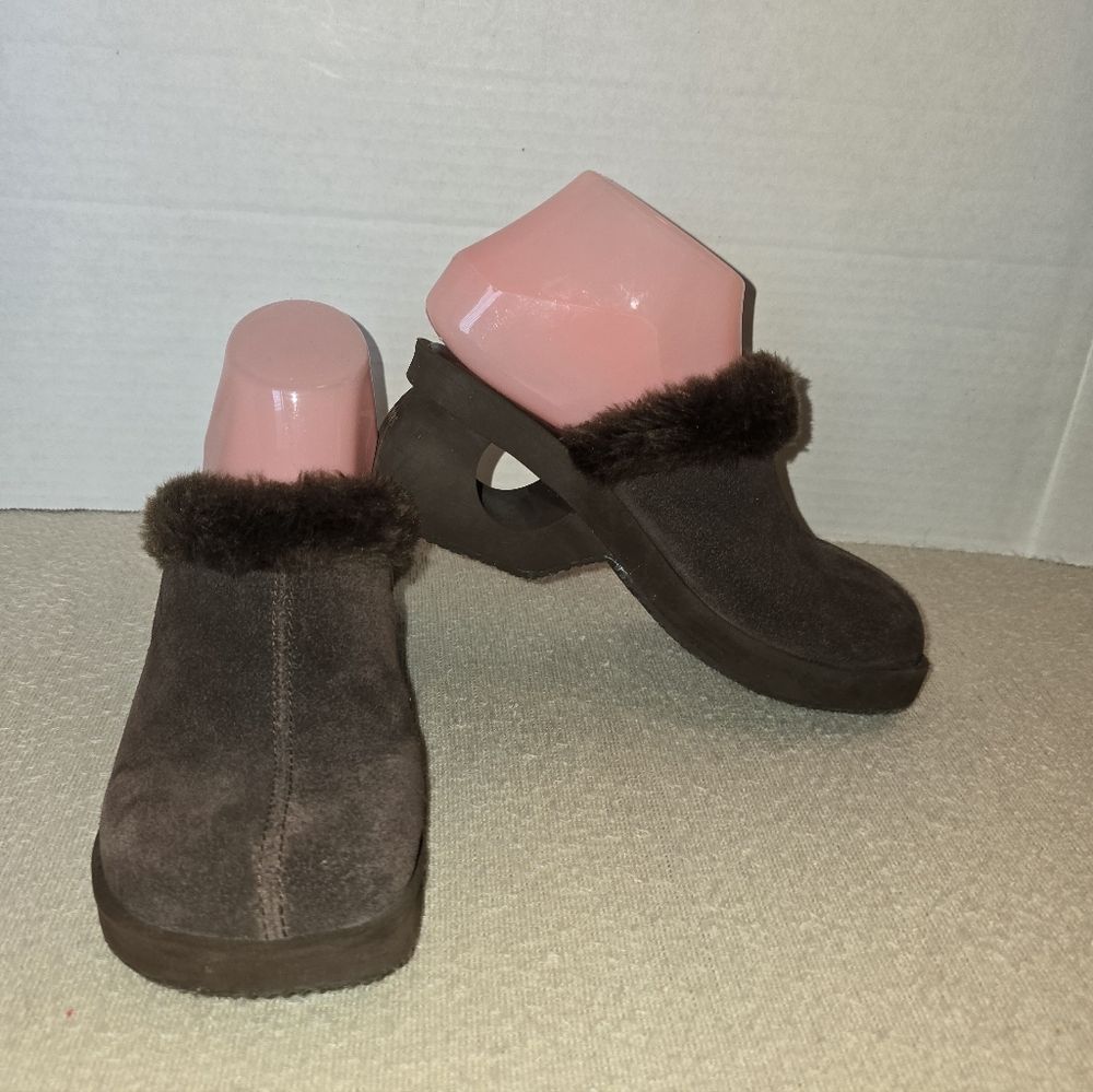 Skechers "Something Else" Brown Suede Faux Fur-Lined Y2K Clogs size 6